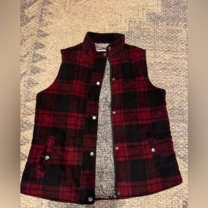 Plaid Red and Navy Women's Fleece Vest (SM)